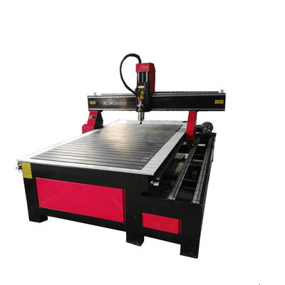 교차로와 OEM 4 주축 나무 CNC 루터 머신 4X8 피트 크기
